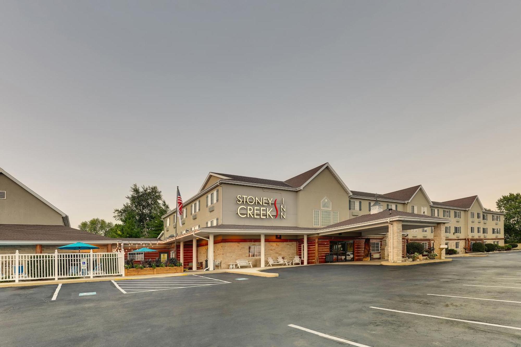 Stoney Creek Inn Куинси Екстериор снимка