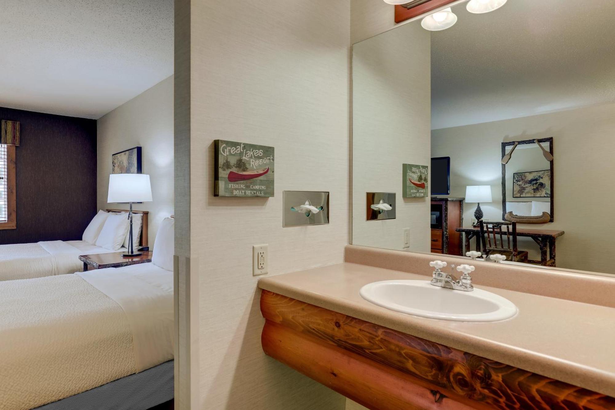 Stoney Creek Inn Куинси Екстериор снимка