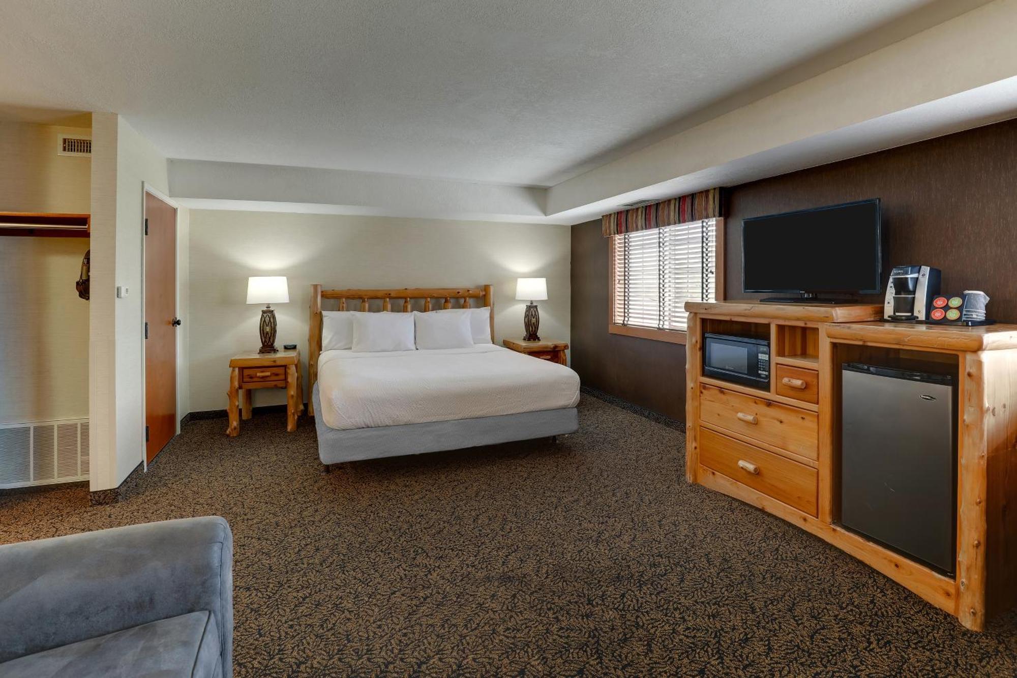 Stoney Creek Inn Куинси Екстериор снимка