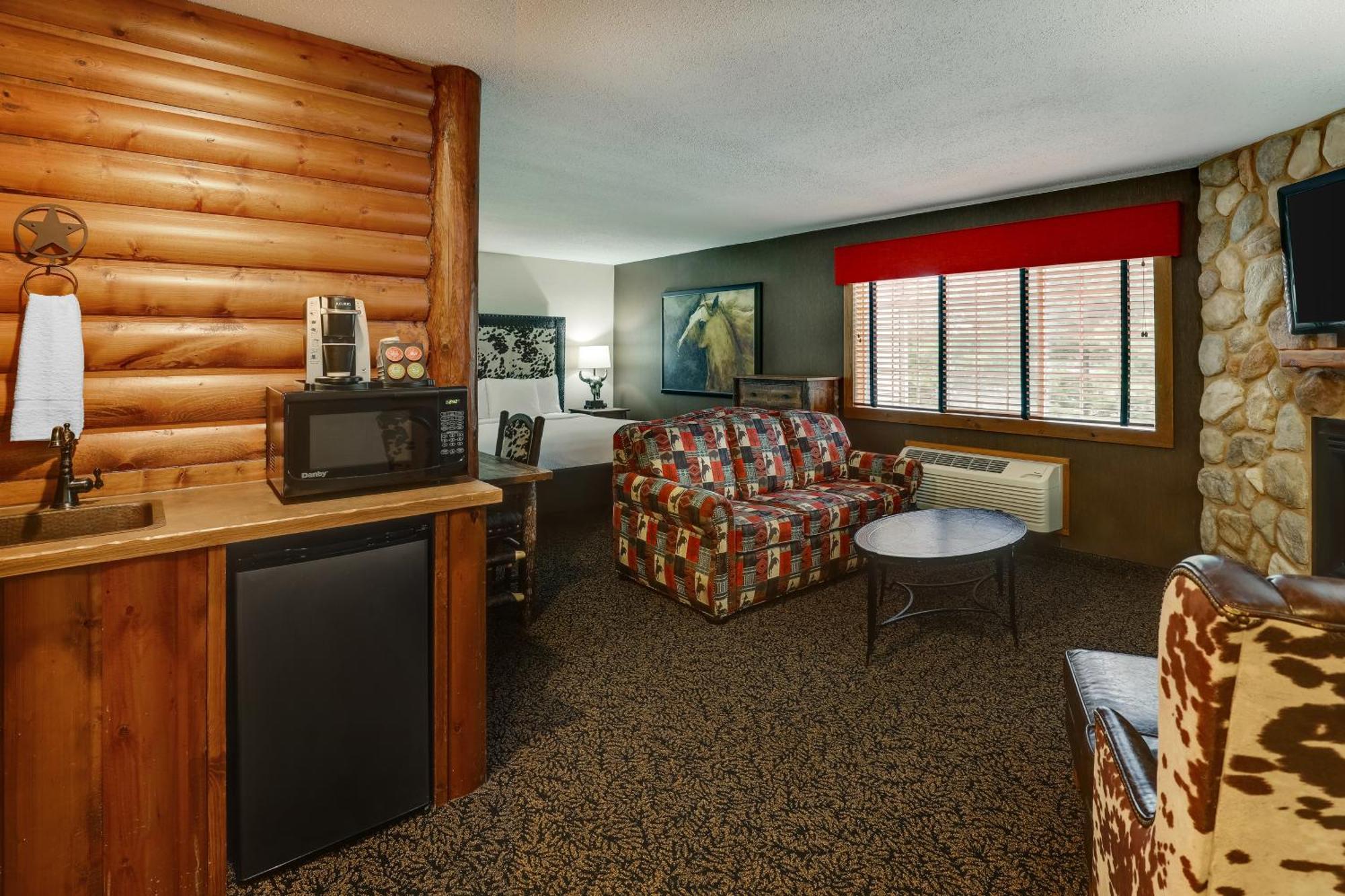 Stoney Creek Inn Куинси Екстериор снимка