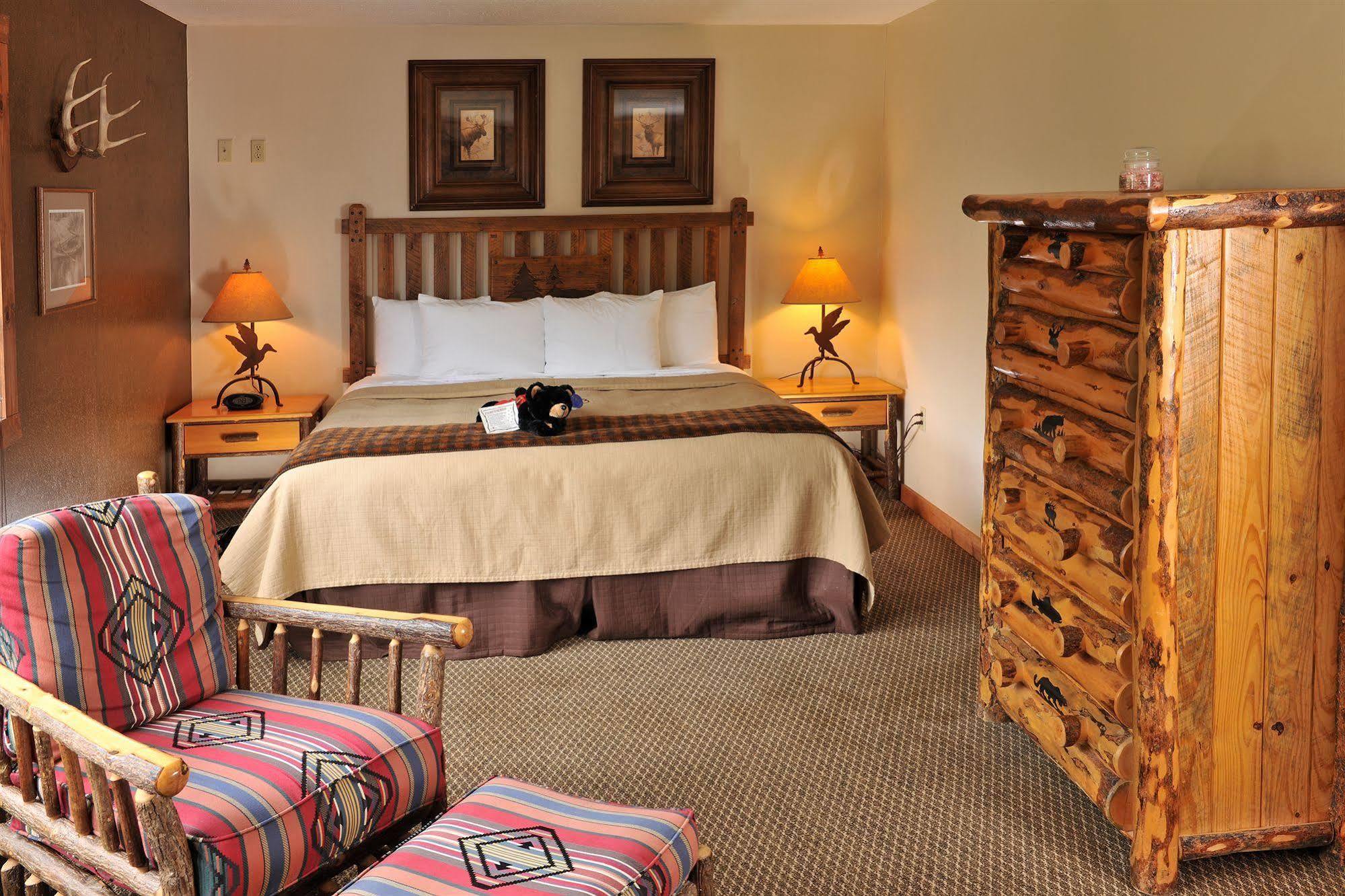 Stoney Creek Inn Куинси Екстериор снимка