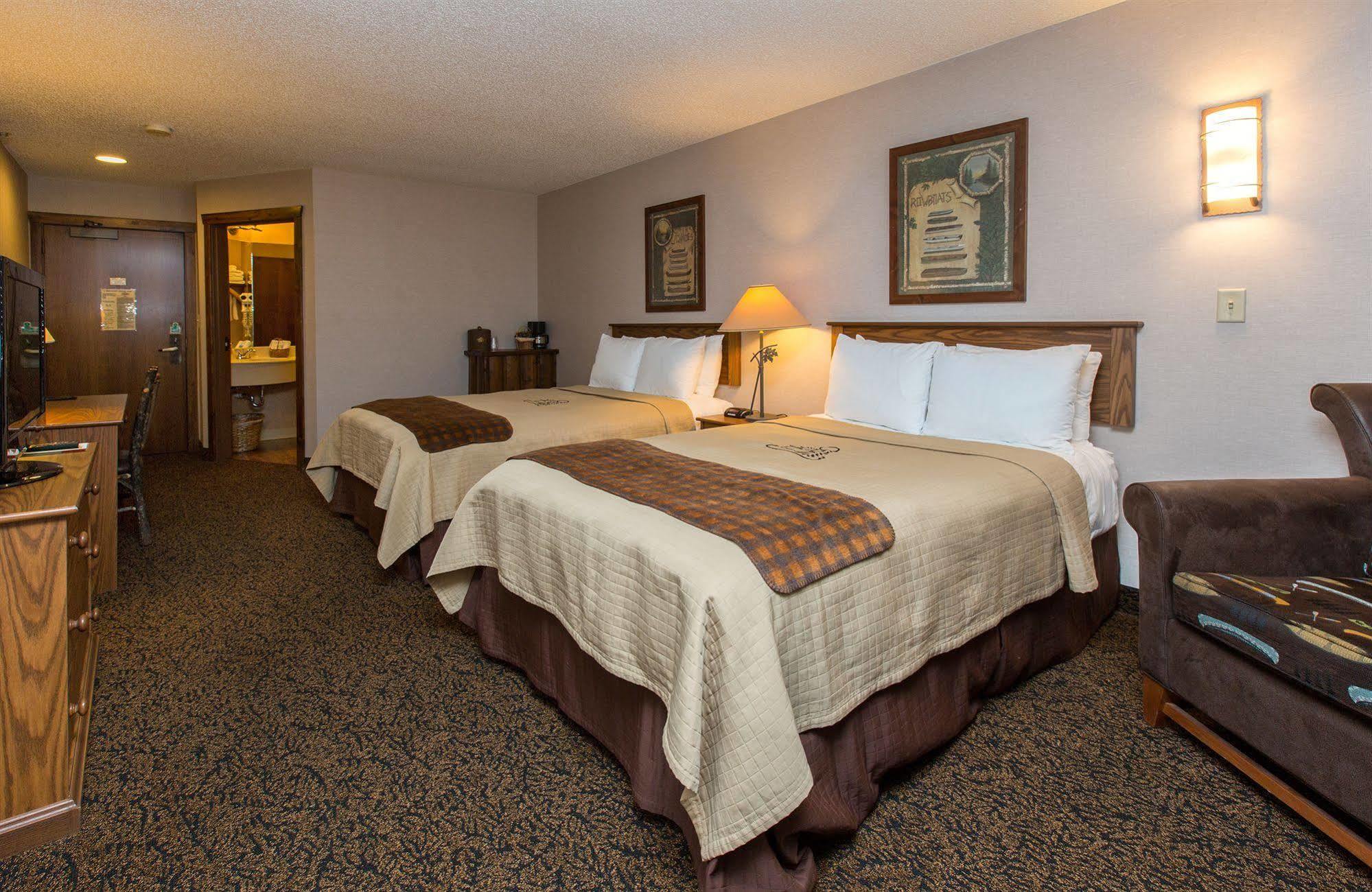 Stoney Creek Inn Куинси Екстериор снимка